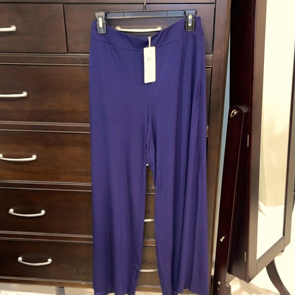 Eileen Fisher Midnight wide leg pant.  New w/ tags - Picture 4 of 5